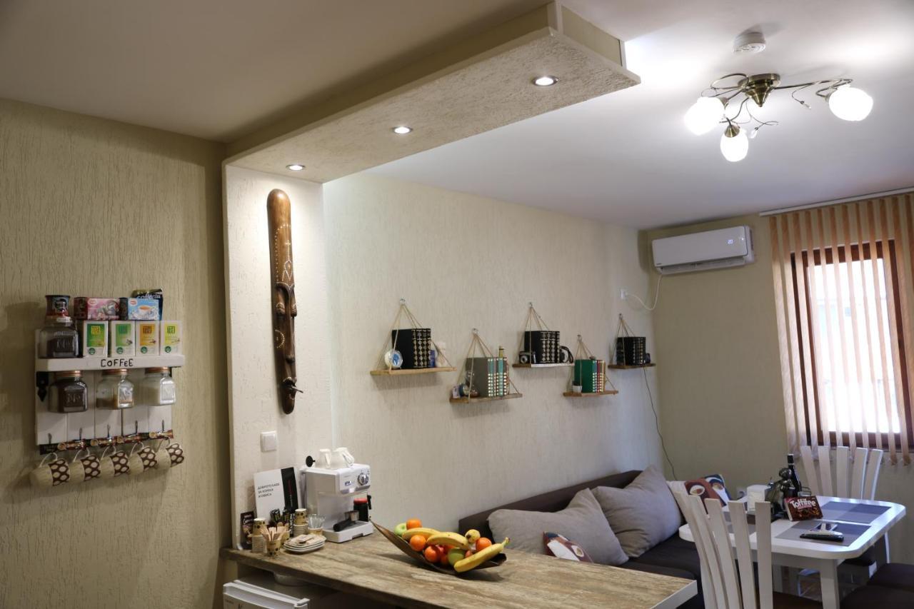 Petrov Apartment Trjavna Exteriér fotografie